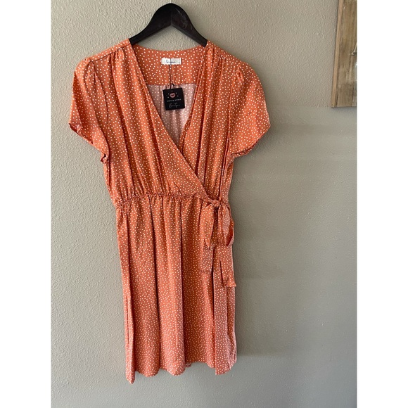 🆕Wrap style polka dot dress - Picture 5 of 5